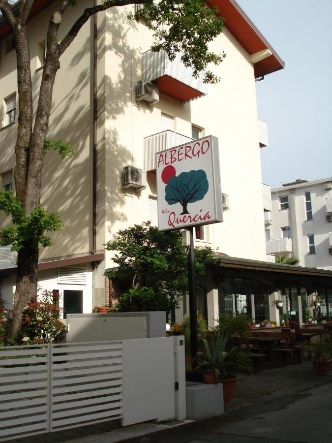 Hotel La Quercia Lignano Sabbiadoro Exterior foto